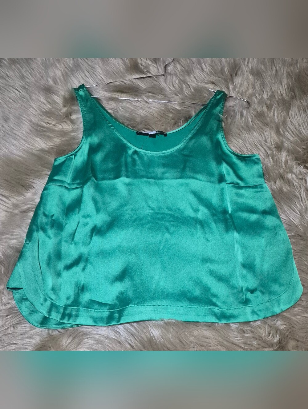 LOFT Satin Scoop Neck Sleeveless Tank in Emerald Green